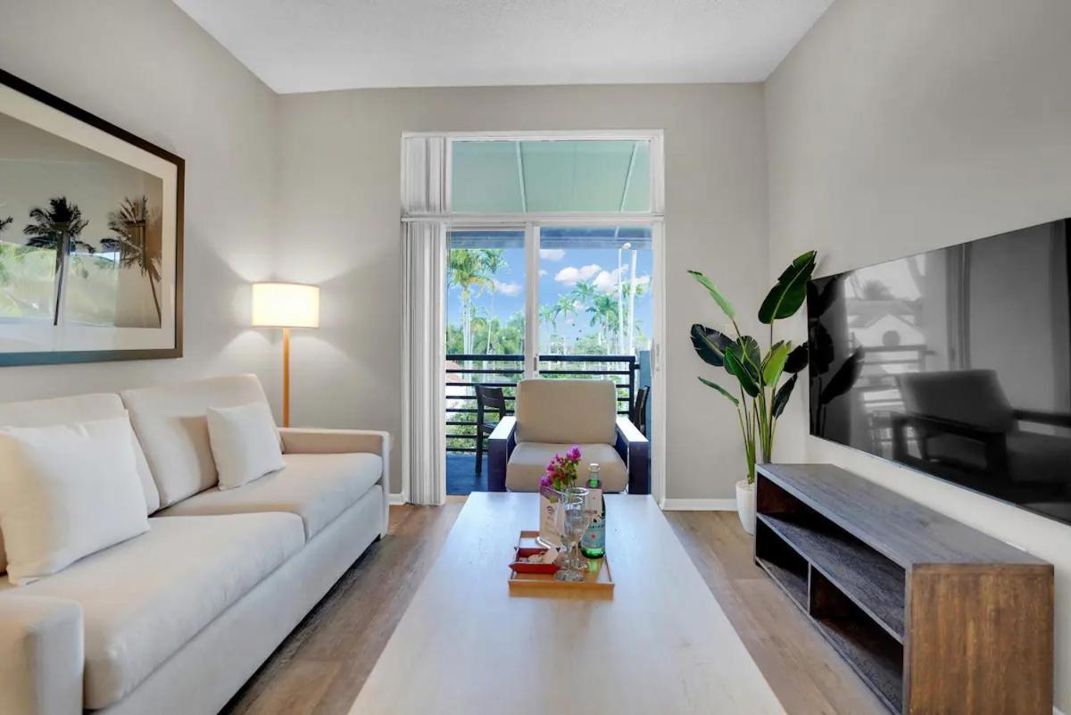 Dharma Home Suites Dania Beach At Sheridan Ocean Club מראה חיצוני תמונה