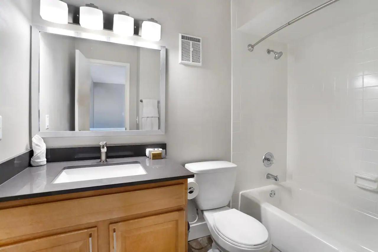 Dharma Home Suites Dania Beach At Sheridan Ocean Club מראה חיצוני תמונה