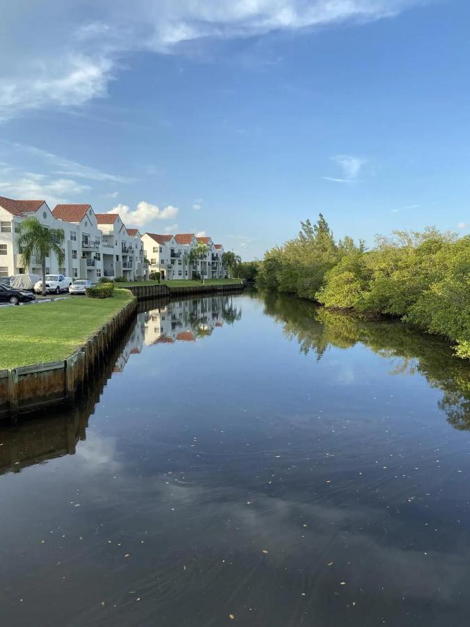 Dharma Home Suites Dania Beach At Sheridan Ocean Club מראה חיצוני תמונה