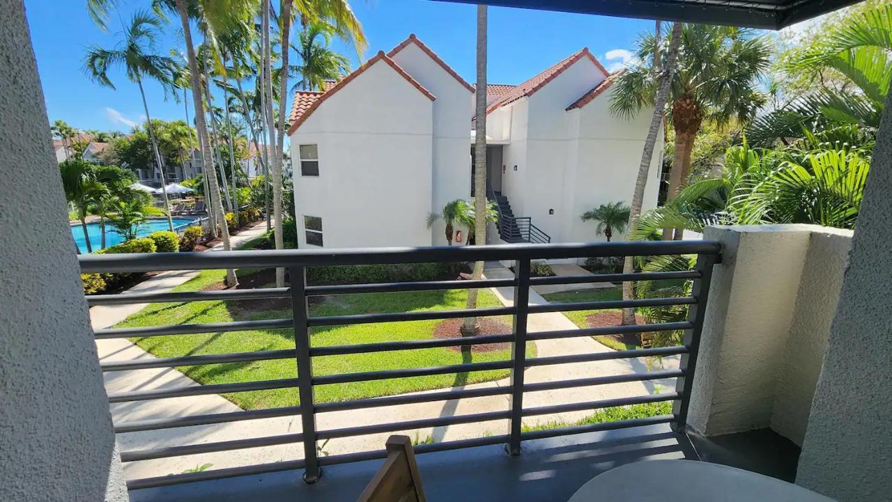 Dharma Home Suites Dania Beach At Sheridan Ocean Club מראה חיצוני תמונה